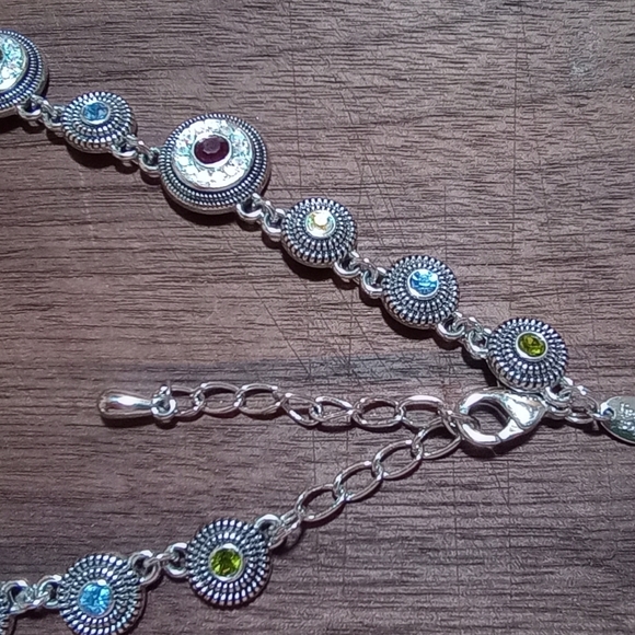 Lia Sophia Pretty Please Colorama  Multicolor Crystal Necklace - Picture 3 of 10